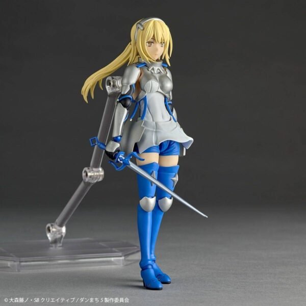 Revoltech: Ais Wallenstein- Is It Wrong to Try to Pick Up Girls in a Dungeon?  Con Bonus