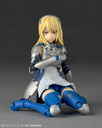 Revoltech: Ais Wallenstein- Is It Wrong to Try to Pick Up Girls in a Dungeon?  Con Bonus