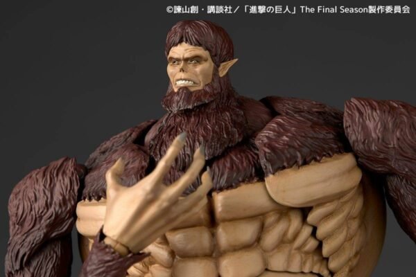 bestia 12 Revoltech: Beast Titan - Attack on Titan Con Bonus