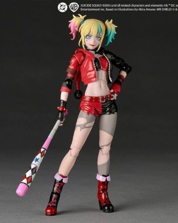 harley 5 Revoltech: Harley Quinn - Suicide Squad Isekai Ver. Con Bonus