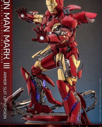Hot Toys: Iron Man Mk.3 1/6 Armor Suit Up Ver. - Iron Man