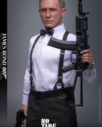 james 5 Hot Toys: James Bond 1/6