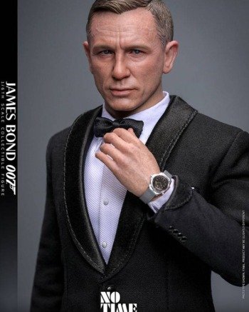 james 7 Hot Toys: James Bond 1/6