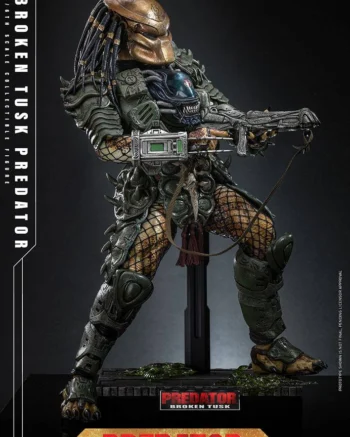 Hot Toys: Broken Tusk Predator 1/6 - Predator