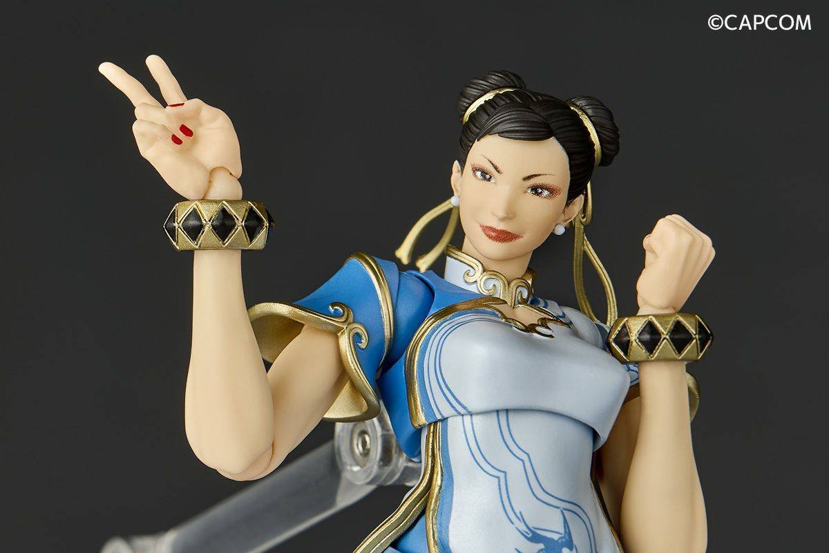 Revoltech: Chun-Li - Street Fighter 6 Con Bonus