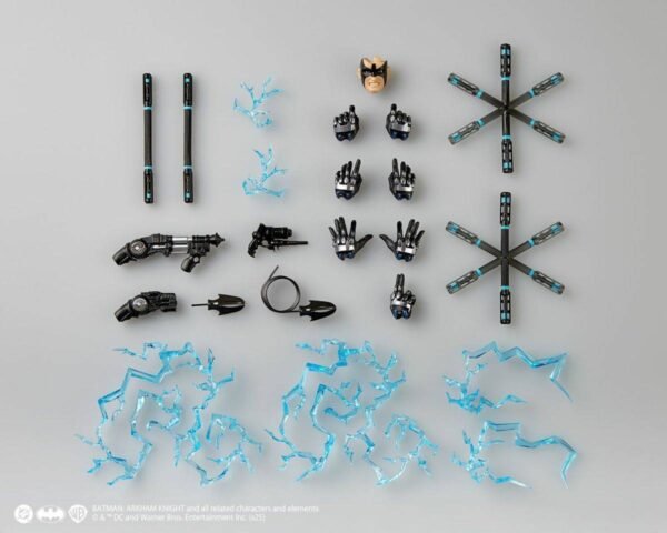 Revoltech: Nightwing - Batman Con Bonus