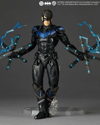 Revoltech: Nightwing - Batman Con Bonus