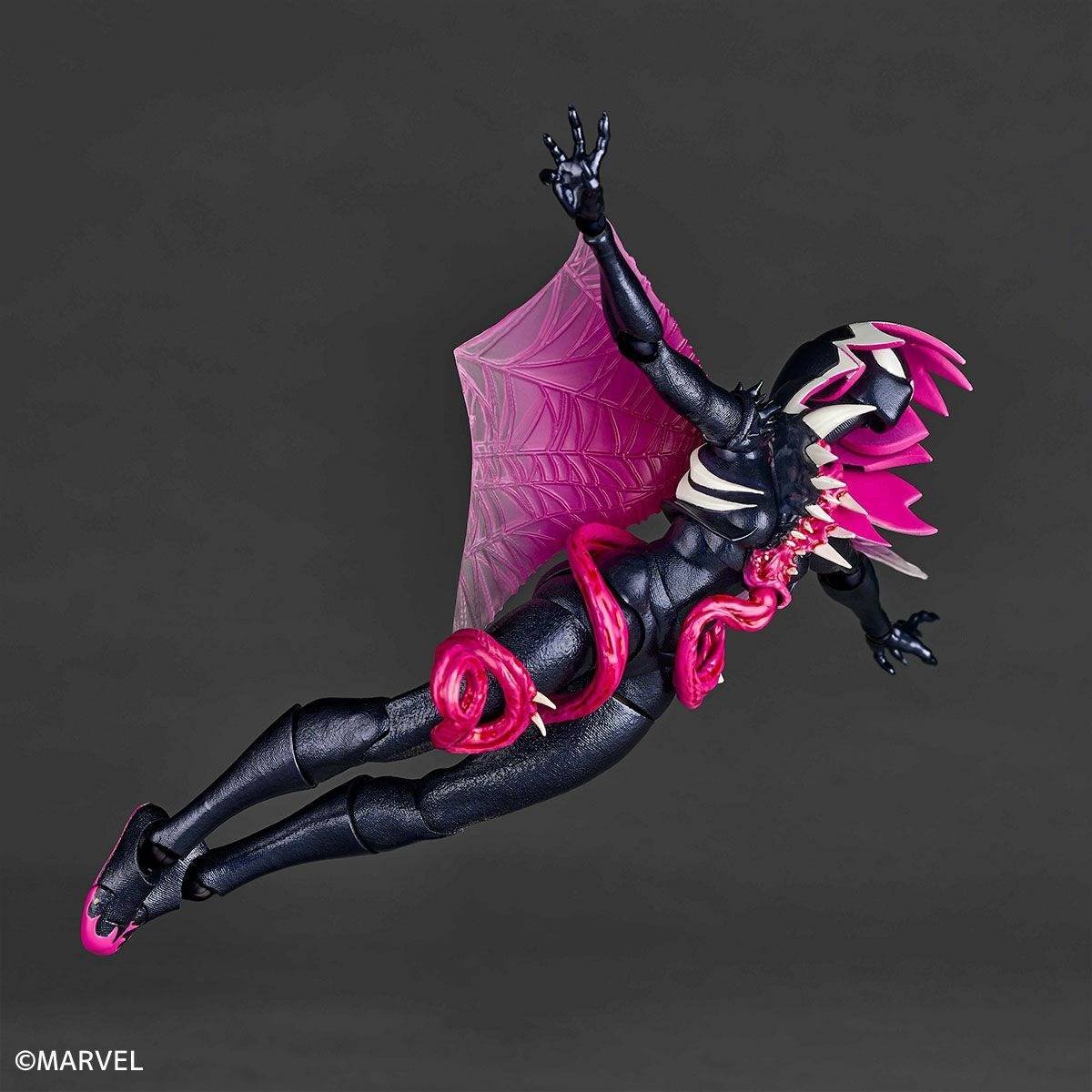 Revoltech: Gwenom - Spider-Gwen