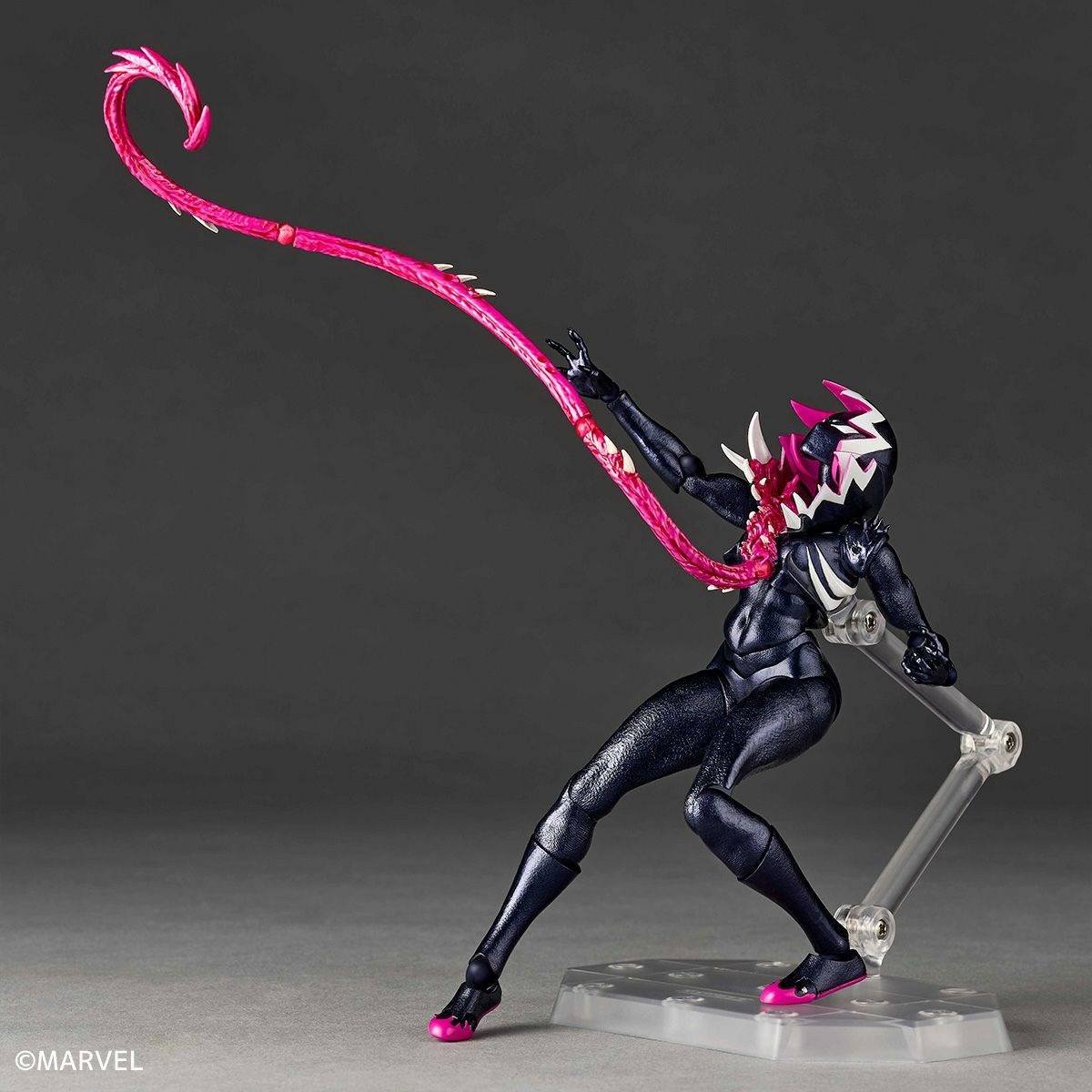 Revoltech: Gwenom - Spider-Gwen
