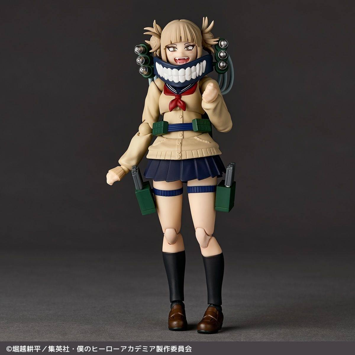 Revoltech: Himiko Toga - My Hero Academia Con Bonus