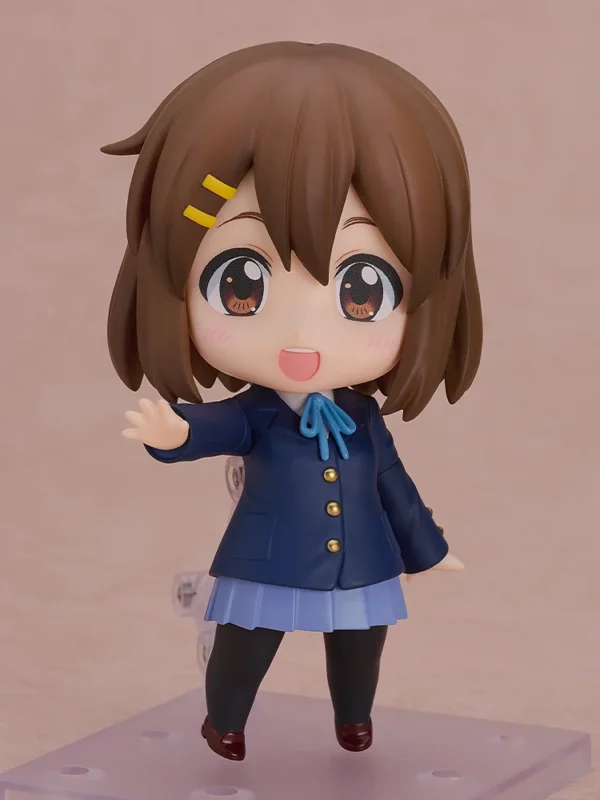 yui 5 Nendoroid 2900: Yui Hirasawa 2.0 - K-ON!