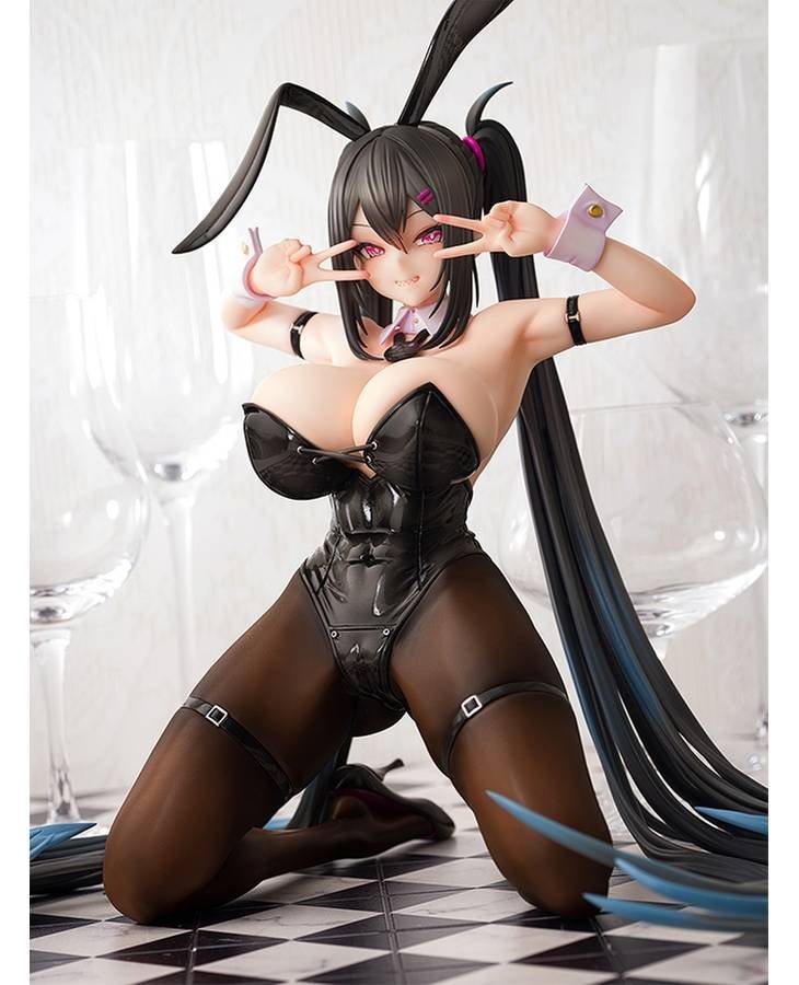 Creator's Collection: Original Character - Yuuki Nanase (Bunny Ver.) Con Bonus