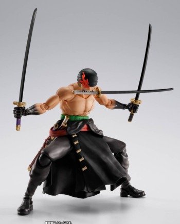 zoro king 2 S.H.FIGUARTS: Zoro (King of Hell Ver.) - One Piece
