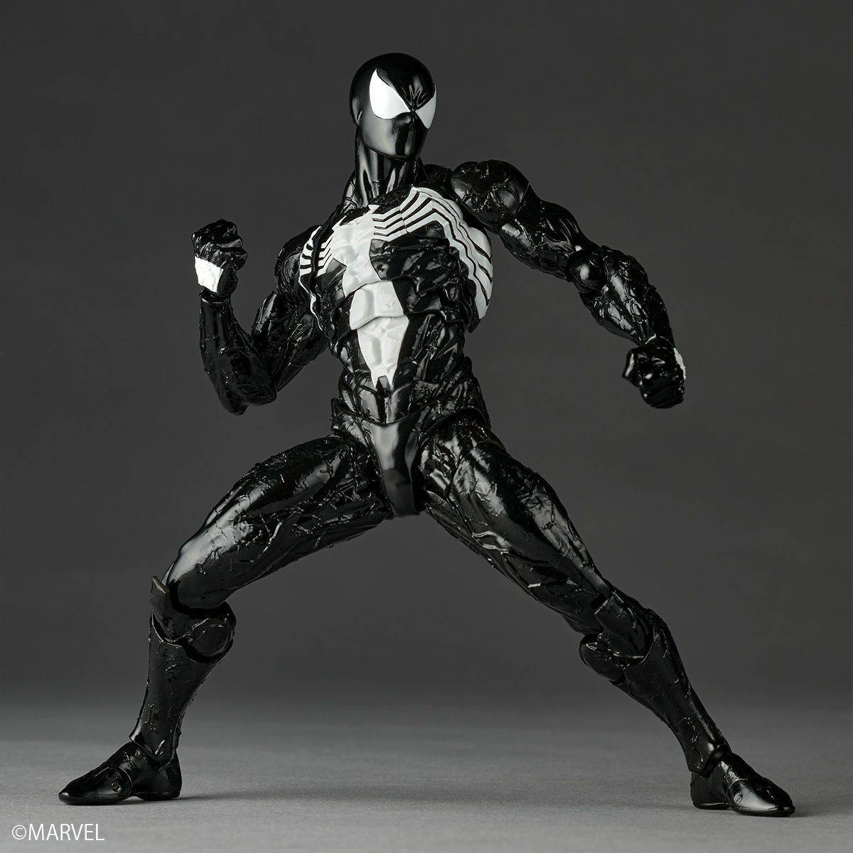 Revoltech: Symbiote Spider-Man - Spider-Man Con Bonus