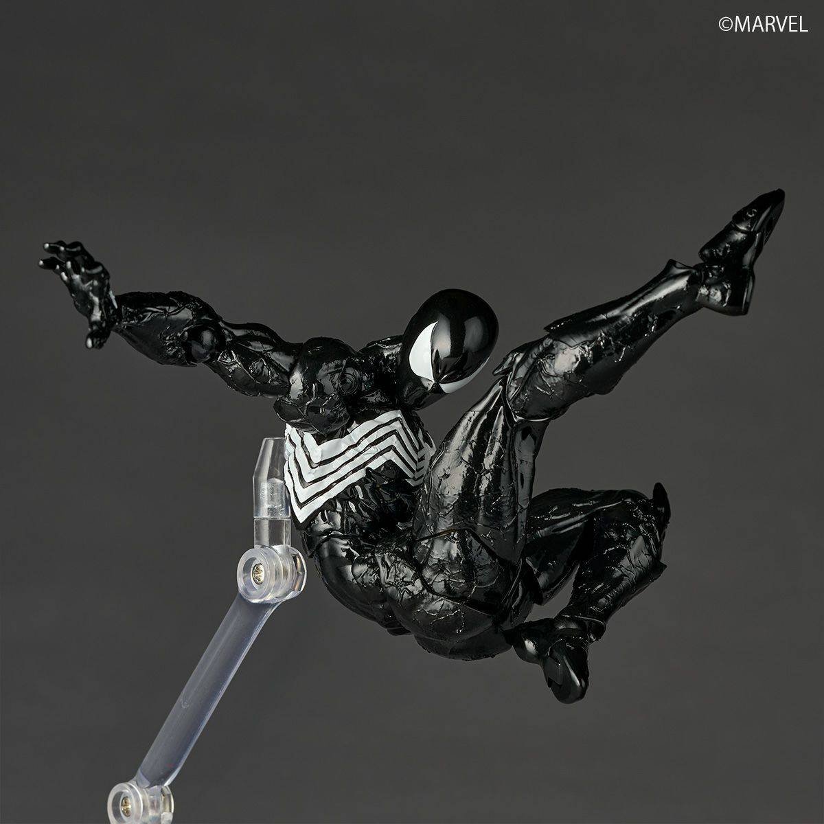 Revoltech: Symbiote Spider-Man - Spider-Man Con Bonus