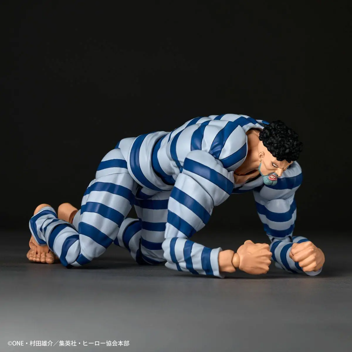 Revoltech: Puri Puri Prisoner - One Punch Man Con Bonus