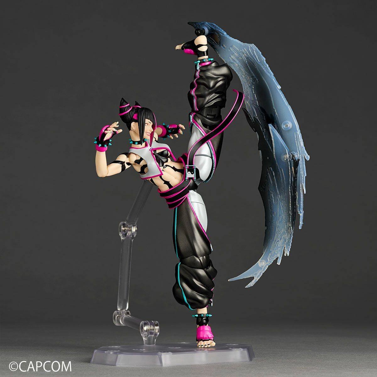 Revoltech: Street Fighter 6 - Han Juri con bonus