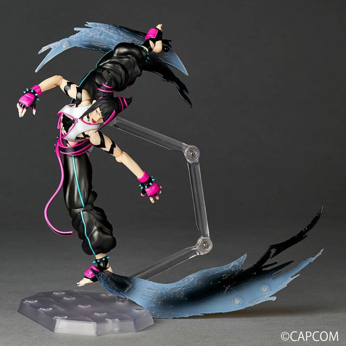 Revoltech: Street Fighter 6 - Han Juri con bonus