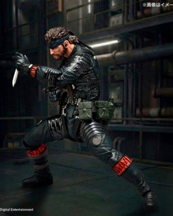 Revoltech: Snake Eater - Naked Snake (Sneaking Suit Ver.) - METAL GEAR SOLID Delta Con Bonus
