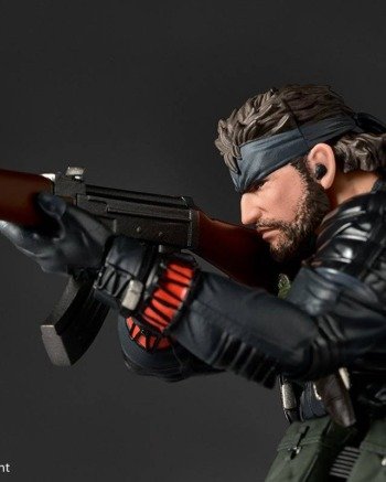Revoltech: Snake Eater - Naked Snake (Sneaking Suit Ver.) - METAL GEAR SOLID Delta Con Bonus