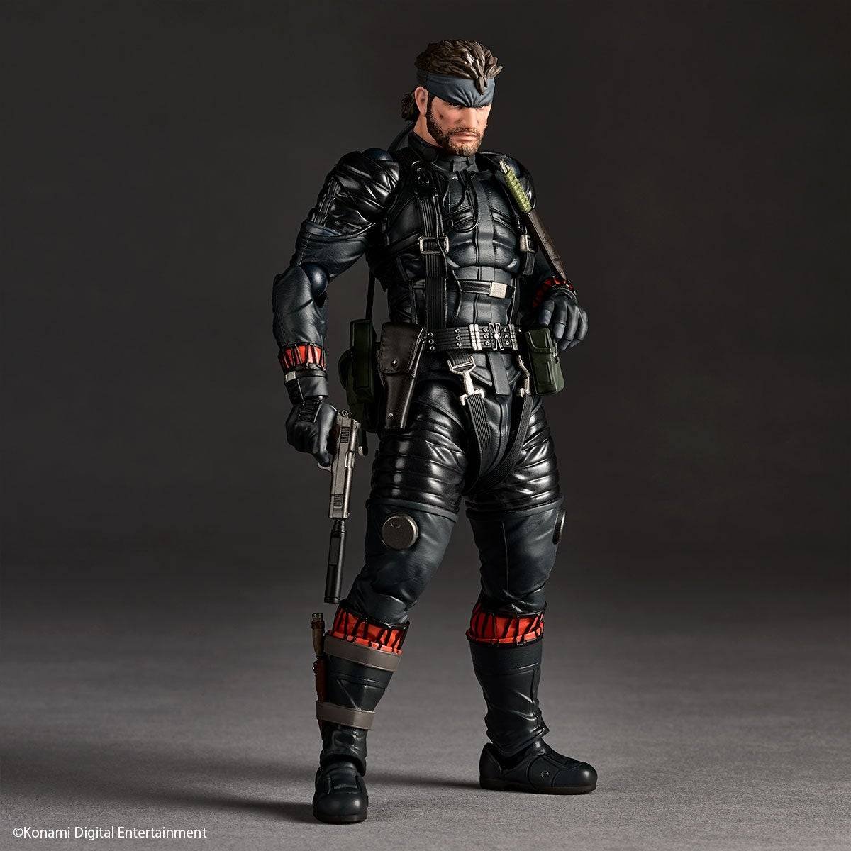 Revoltech: Snake Eater - Naked Snake (Sneaking Suit Ver.) - METAL GEAR SOLID Delta Con Bonus