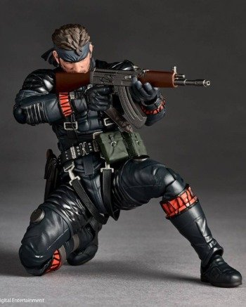 Revoltech: Snake Eater - Naked Snake (Sneaking Suit Ver.) - METAL GEAR SOLID Delta Con Bonus