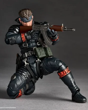 Revoltech: Snake Eater - Naked Snake (Sneaking Suit Ver.) - METAL GEAR SOLID Delta Con Bonus