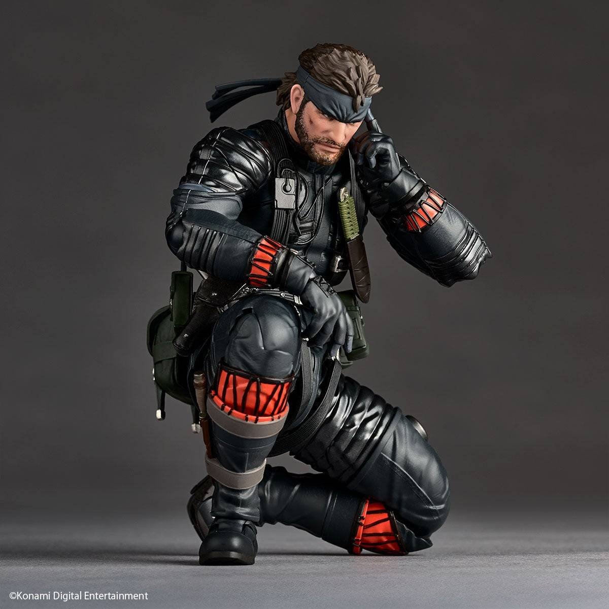 Revoltech: Snake Eater - Naked Snake (Sneaking Suit Ver.) - METAL GEAR SOLID Delta Con Bonus