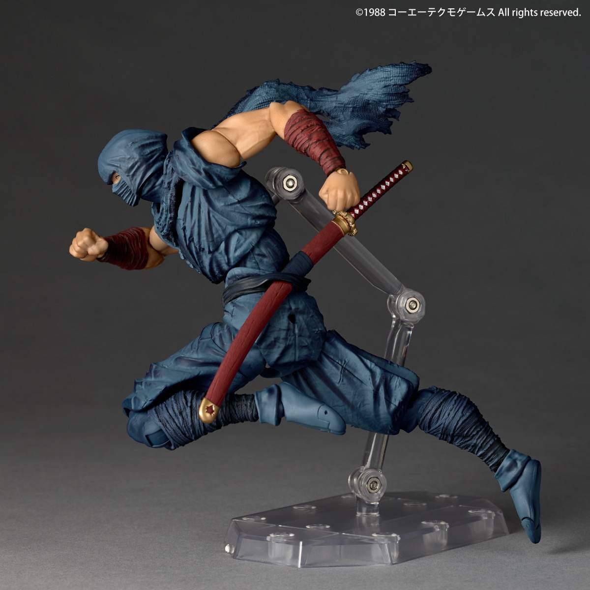 Revoltech: Ryu Hayabusa - Ninja Gaiden Con Bonus