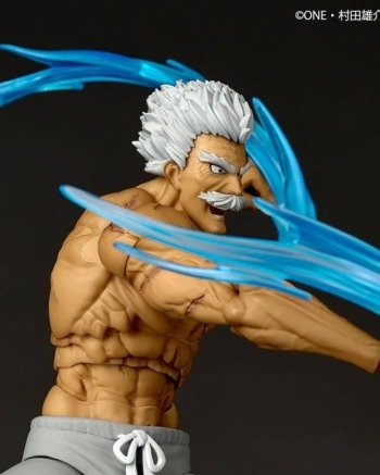 Revoltech: Silver Fang - One Punch Man Con Bonus