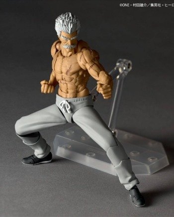 Revoltech: Silver Fang - One Punch Man Con Bonus
