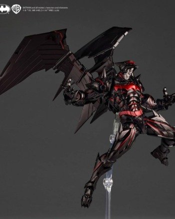Revoltech: Batman: Hellbat Suit Con Bonus