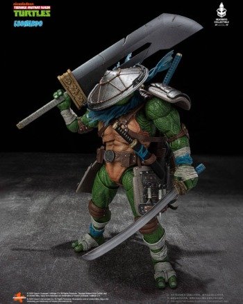 Teenage Mutant Ninja Turtles: Leonardo - DX Action Figure