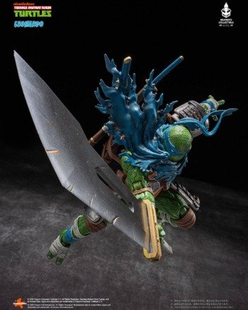 Teenage Mutant Ninja Turtles: Leonardo - DX Action Figure