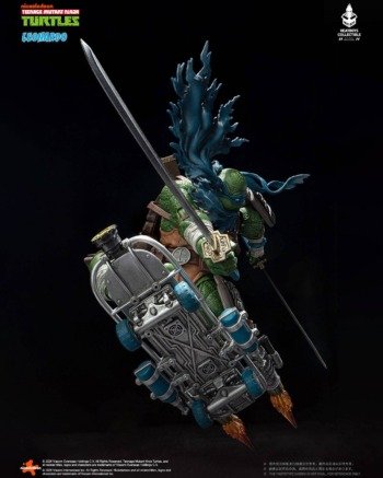 Teenage Mutant Ninja Turtles: Leonardo - DX Action Figure
