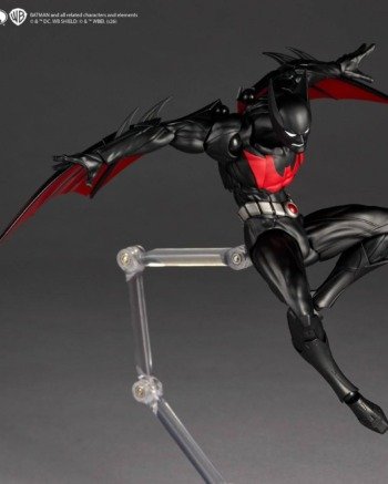 Revoltech: Batman Beyond Classic Ver. Con Bonus