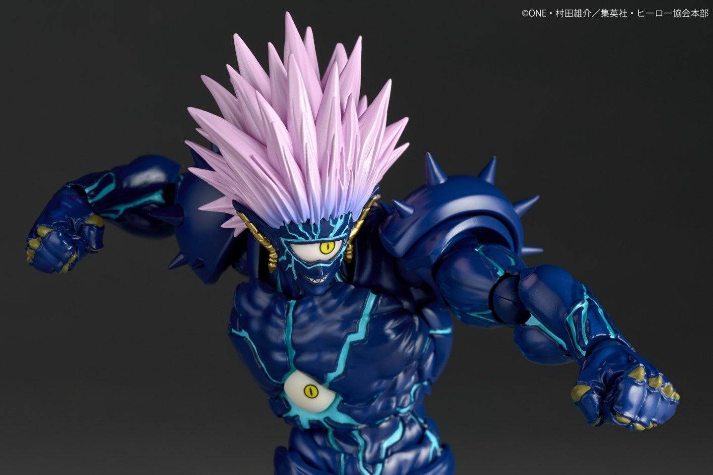 Revoltech: Boros (Second Form Ver.) - One Punch Man Con Bonus