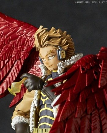 Revoltech: Hawks - My Hero Academia
