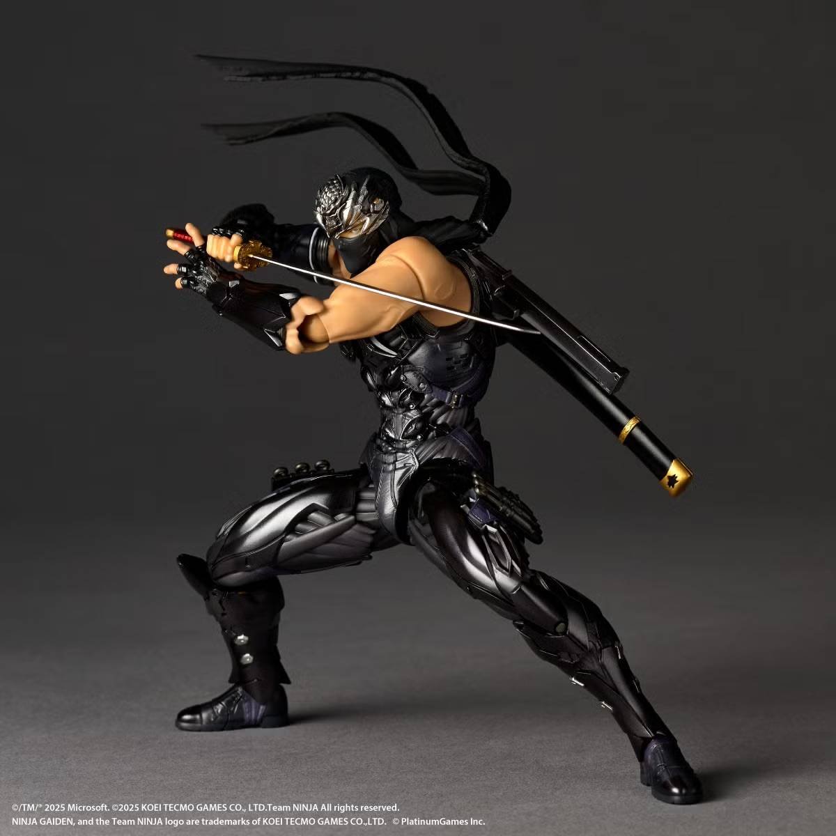 NINJA GAIDEN 4 7 Revoltech: Ryu Hayabusa - Ninja Gaiden 4 Con Bonus