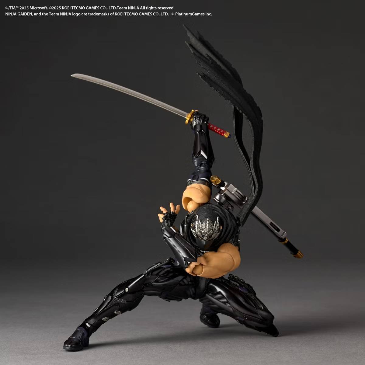 NINJA GAIDEN 4 8 Revoltech: Ryu Hayabusa - Ninja Gaiden 4 Con Bonus