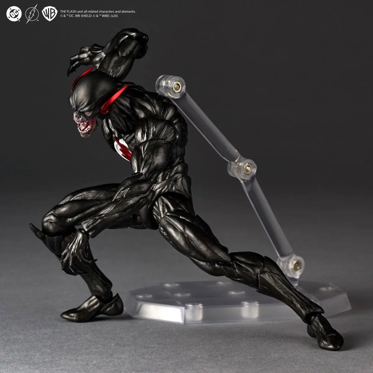 Revoltech: Black Flash - DC Comics Con Bonus
