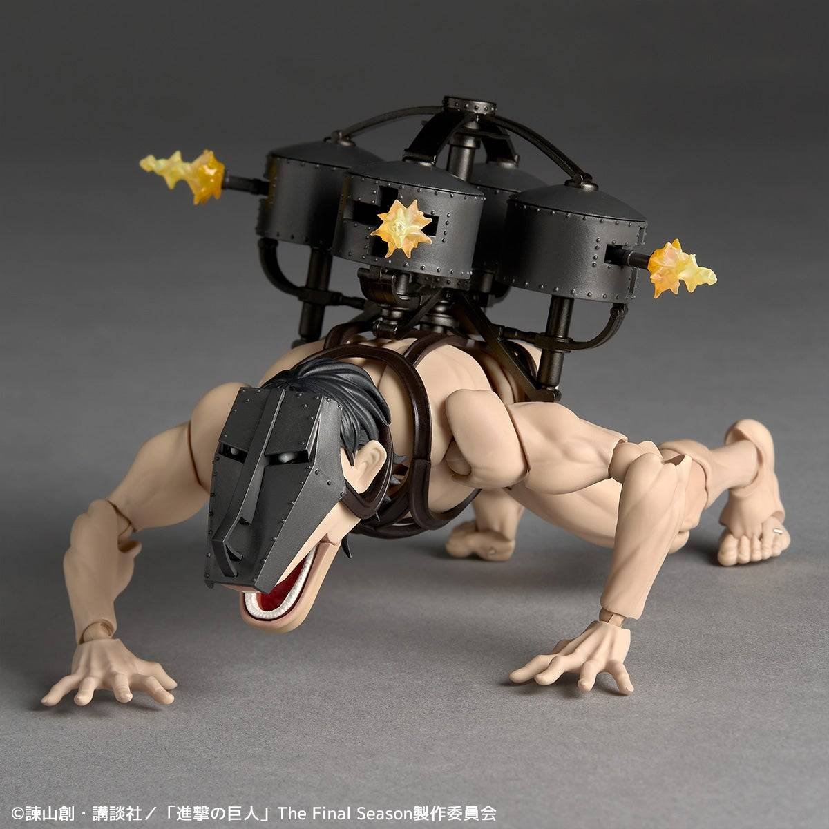 Revoltech: Cart Titan - Attack on Titan Con Bonus