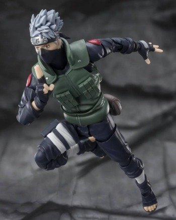 kakashi figuarts 7 S.H.FIGUARTS: Kakashi Hatake (The Famous Sharingan Hero) - Naruto Shippuden